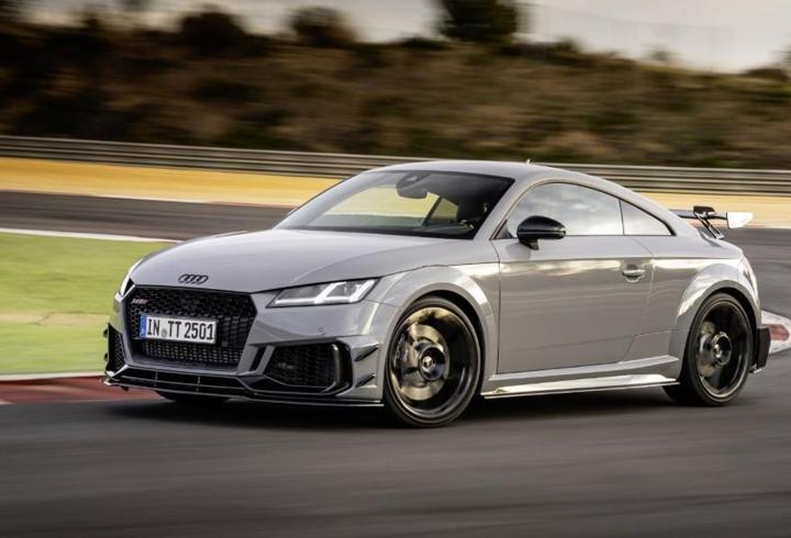 Audi'nin 5 silindirlisi 50 yaşına bastı