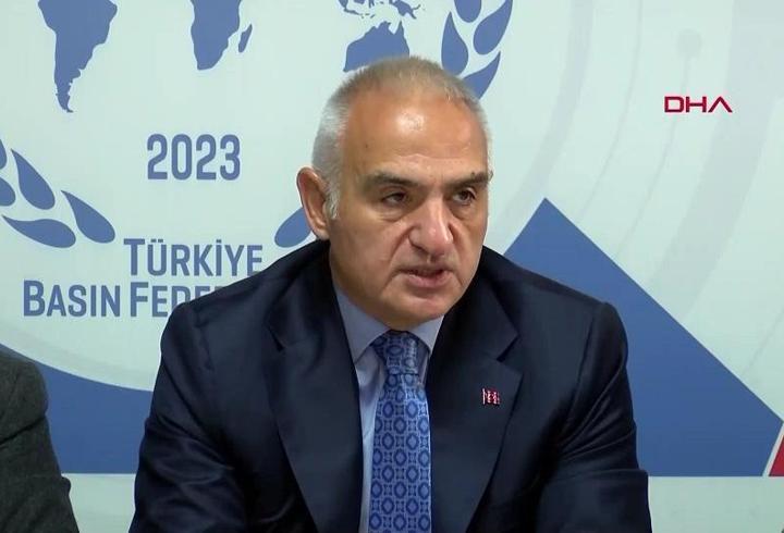 Mehmet Nuri Ersoy: "Papa'nın ziyareti olumlu geçti"