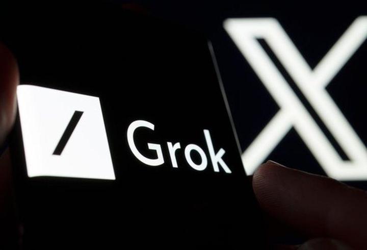 Güney Kore kaynaklı bilgilere göre şirket, bu iddialı modeli 2.447 dolar seviyesinde bir başlangıç etiketiyle satışa sunmayı planlıyor.7