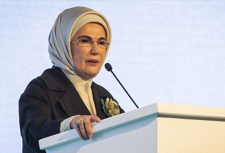Emine Erdoğan'dan Dünya Kadın Hakları Günü paylaşımı