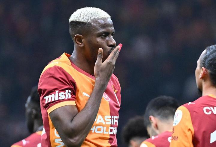 Victor Osimhen, 40 günlük gol orucuna son verdi