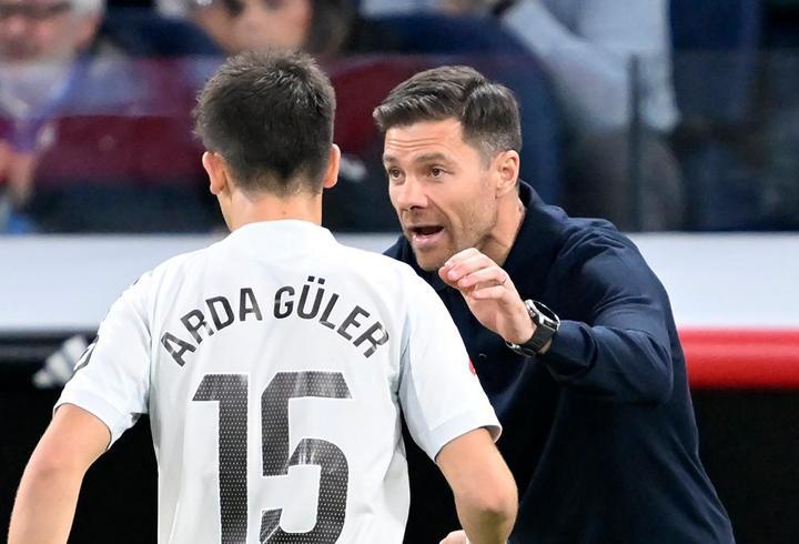 ÖZET | Arda Güler'li Real Madrid'e evinde büyük şok! Kan kaybı sürüyor...
