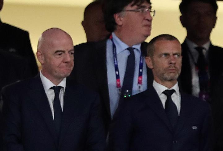 FIFA Başkanı Infantino ve UEFA Başkanı Ceferin, savaş suçlarına yardım etmekle suçlanıyor