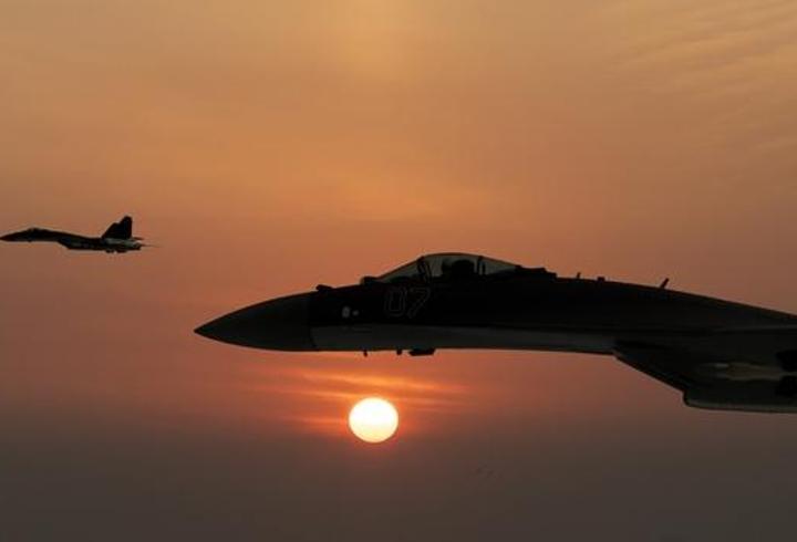 Güney Kore'de askeri jetler havalandı: Çin ve Rusya uçakları alarmı...