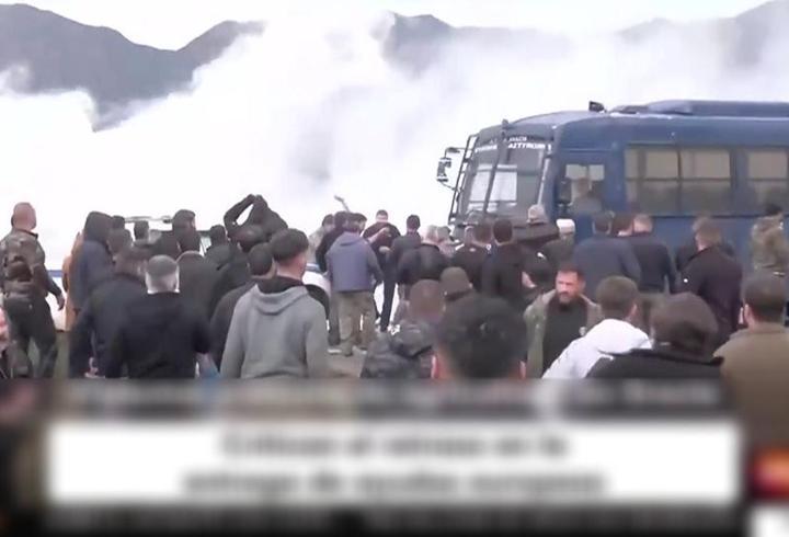 Yunanistan'da çiftçiler ayaklandı