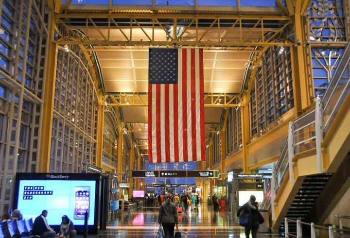 ABD'ye girişte engeller artıyor: Sanal medya hesapları mercek altında olacak!