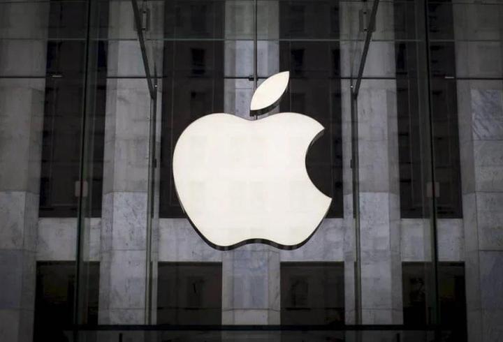 Apple yönetiminde beklenmedik istifalar