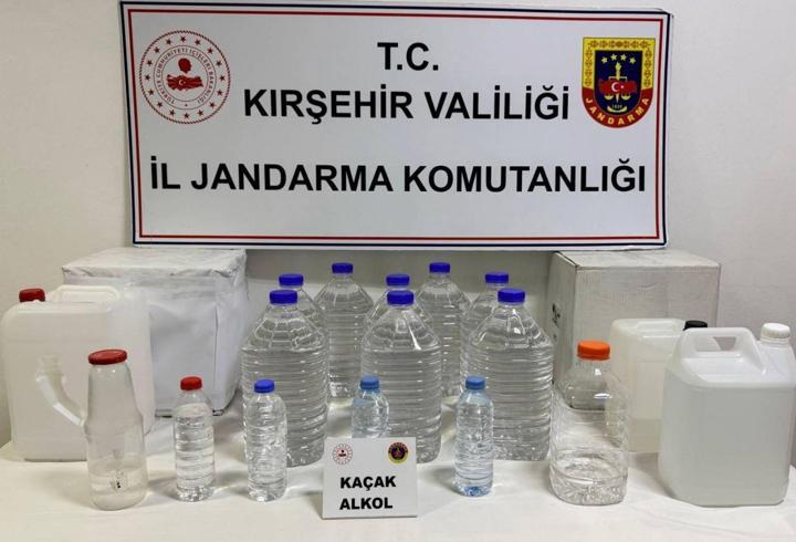 Kırşehir'de 62 litre kaçak alkol ele geçirildi