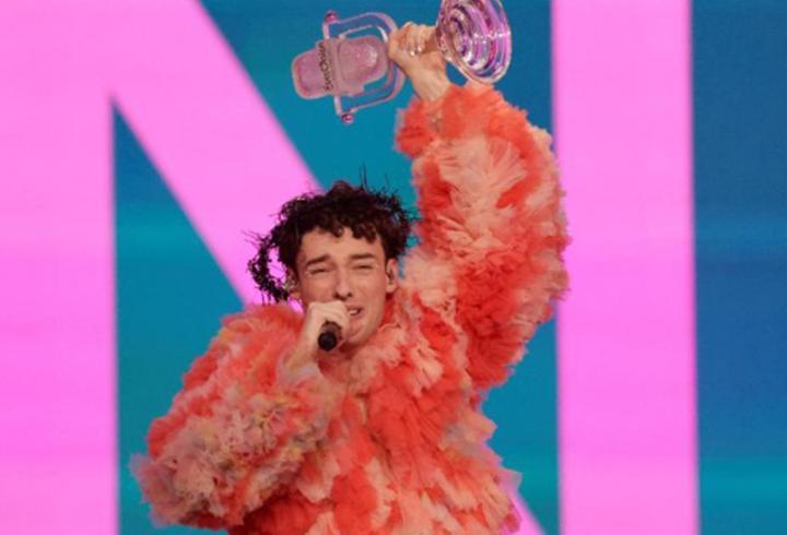 Eurovision'da İsrail tepkiler büyüyor! Nemo, ödülünü iade edecek
