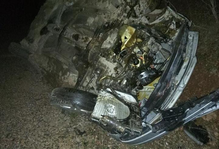 Feke’de otomobil takla attı: 2 yaralı