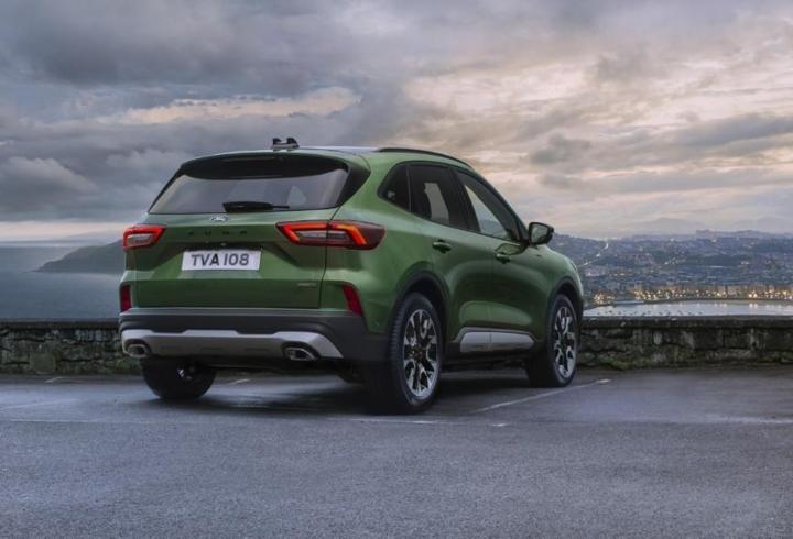 Yeni Ford Kuga Active X yollarda