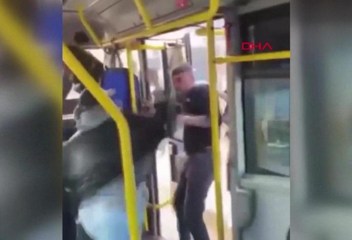 Otobüste yer verme kavgası: Satırlı hesaplaşma