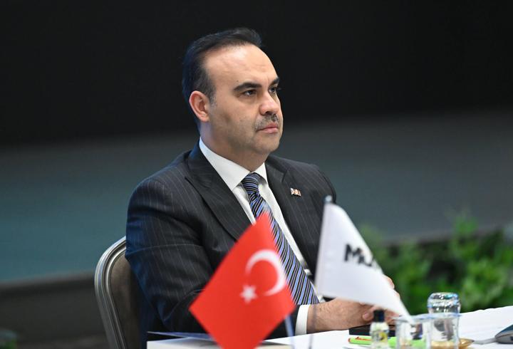 Bakan Kacır açıkladı: Mevcut OSB’lerin 11 katı büyüklüğündeki alanlara mega endüstriyel bölgeler inşa edilecek