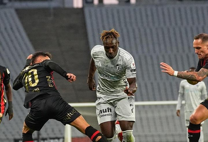 Kocaelispor, Fatih Karagümrük’ten puanı uzatmada kaptı