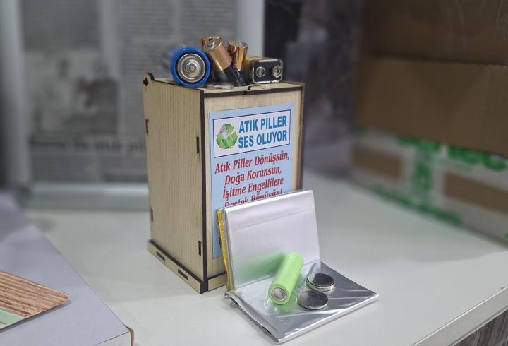 Atık piller işitme engellilere ‘ses’ oluyor