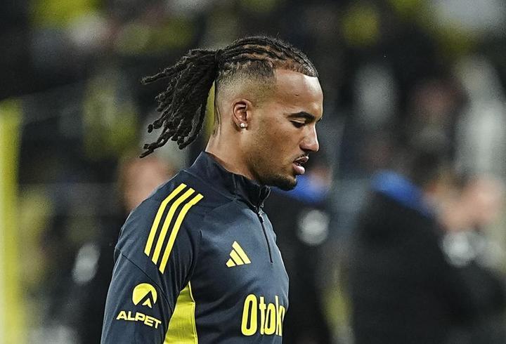 Fenerbahçe, Aston Villa’yı İstanbul’da konuk edecek. UEFA Avrupa Ligi, lig aşamasında puanları toplamaya devam eden temsilcimiz, rakibi karşısında saha avantajını kullanmayı amaçlıyor. Peki, Fenerbahçe - Aston Villa maçı ne zaman, saat kaçta?  Fenerbahçe - Aston Villa maçı hangi kanalda?3