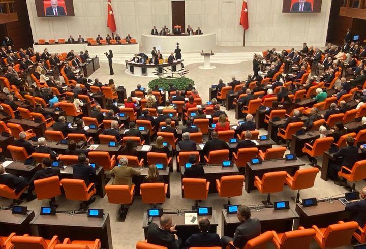 TBMM'de 'mezar başında rakı içme' tartışması