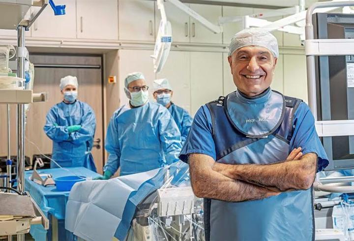 Tıp tarihine geçen kalp ameliyatı: Türk doktor ve ekibinden dünya çapında bir ilk