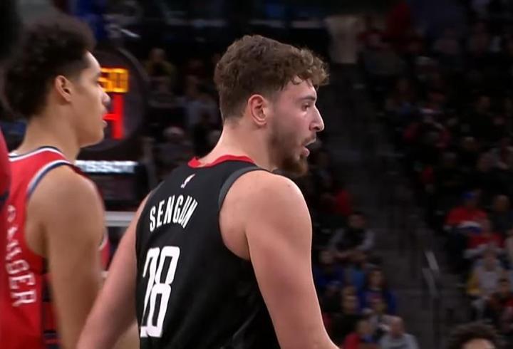 Rockets, Clippers'a kaybetti! Alperen Şengün'den double-double...