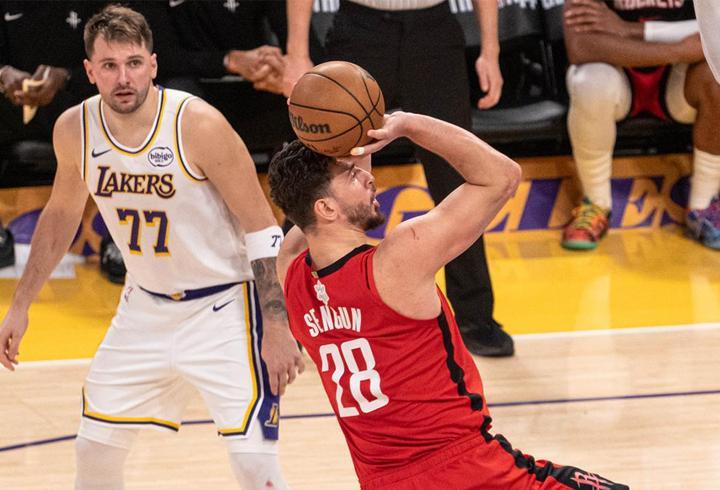 Alperen Şengün 'double-double' yaptı, Rockets, Lakers'ı deplasmanda devirdi
