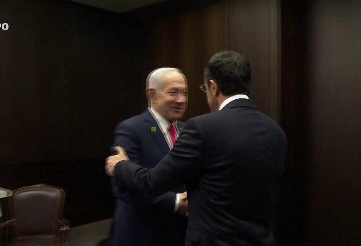 "Bu diplomasi değil, ihanet" Yunanistan'da üçlü zirve tartışması