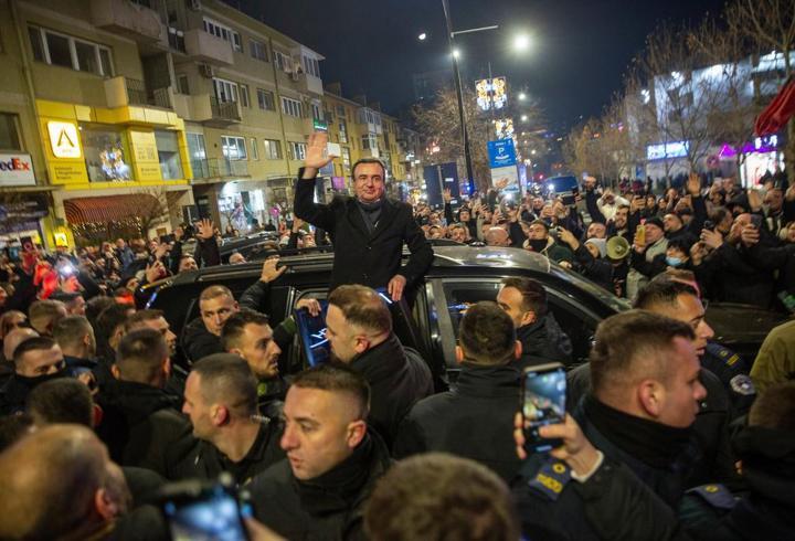 Kosova'daki erken genel seçimin sonuçları belli oldu