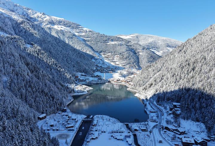 Uzungöl’de ‘beyaz bereket'; rezervasyonlarda artış