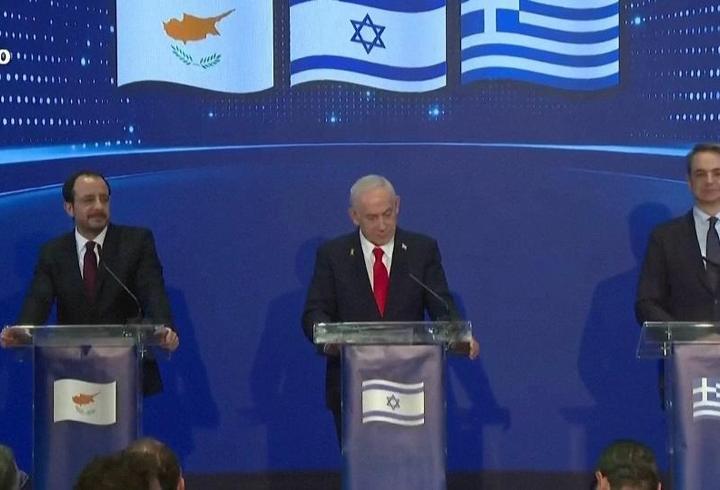 Üçlü ittifak kurdular: İsrail, Yunanistan ve Rum Kesimi'nden askeri anlaşma