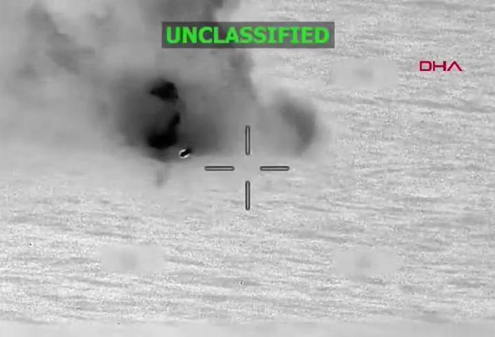 Pasifik'te sular durulmuyor! ABD bir tekneyi daha vurdu: 2 ölü...