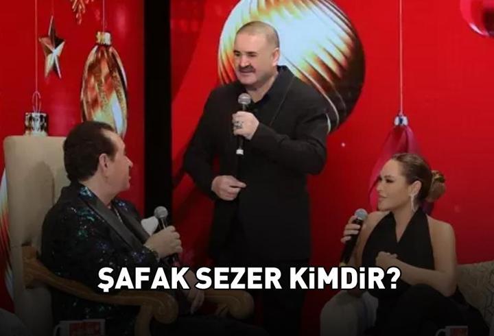 Emir Benderlioğlu, Ankara’da doğmuş, yetenekli bir sanatçıdır. O Ses Türkiye Yılbaşı Özel programının renkli konuklarından biri olan Benderlioğlu, sadece oyunculuğuyla değil aynı zamanda fotoğrafçılık, grafik tasarım ve seslendirme alanlarında da adından söz ettiriyor. Eğitimi Hacettepe Üniversitesi Güzel Sanatlar Fakültesi’nde heykelle başlamış, grafik bölümünde tamamlamış; ardından TRT’de tanıtım koordinatörü olarak çalışmıştır. son dönemde ise Dağ 2 ve Börü yapımlarındaki performansıyla dikka