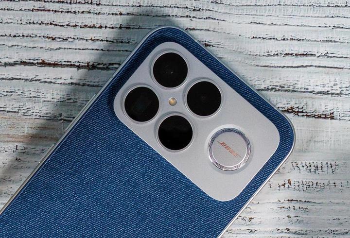 Poco F8 Ultra Bose ile iş birliğine gitti