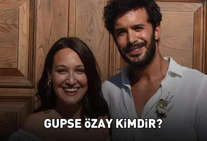 Berdan Mardini Şarkılar Bizi Söyler Yılbaşı Özel ile Kanal D ekranlarında müzik dolu bir geceye katılıyor. Yılbaşı gecesi Sibel Can, Hakan Altun ve Hüsnü Şenlendirici’nin sunumuyla gerçekleşecek bu özel bölümde, Berdan Mardini sahne performansı ve güçlü yorumlarıyla izleyicilere unutulmaz anlar yaşatacak. Estetik operasyonlarıyla sık sık gündeme gelen sanatçı, bu kez şarkılarıyla yılbaşı coşkusuna renk katacak. Program, nostalji ve eğlenceyi bir araya getirerek müzikseverlere keyifli bir yılbaşı