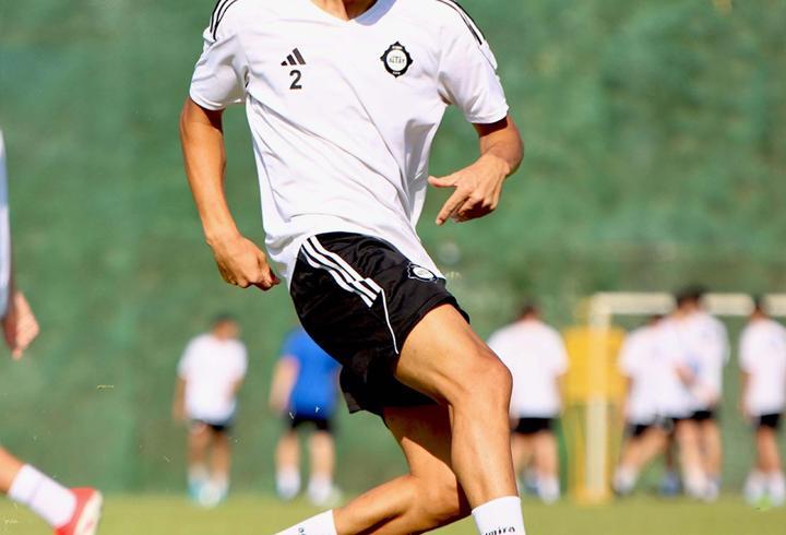 Altay Osman'ı bırakmıyor