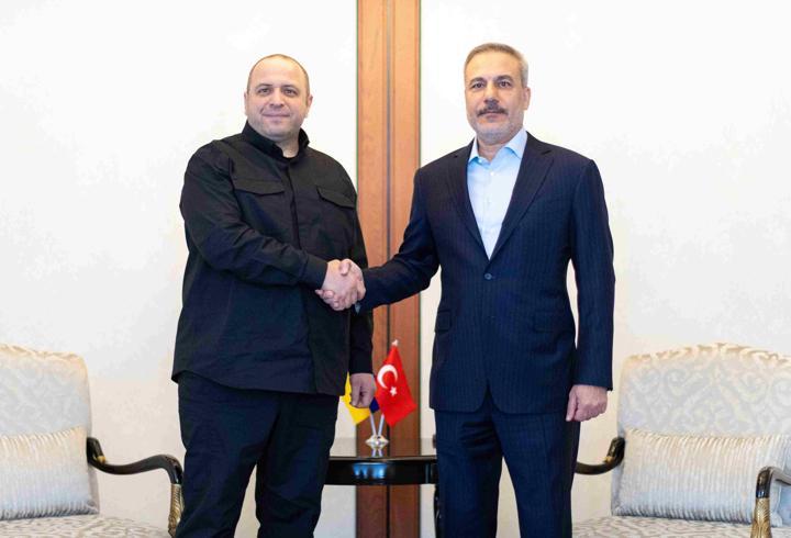 Dışişleri Bakanı Hakan Fidan, Ukrayna Ulusal Güvenlik ve Savunma Konseyi Sekreteri Umerov ile görüştü