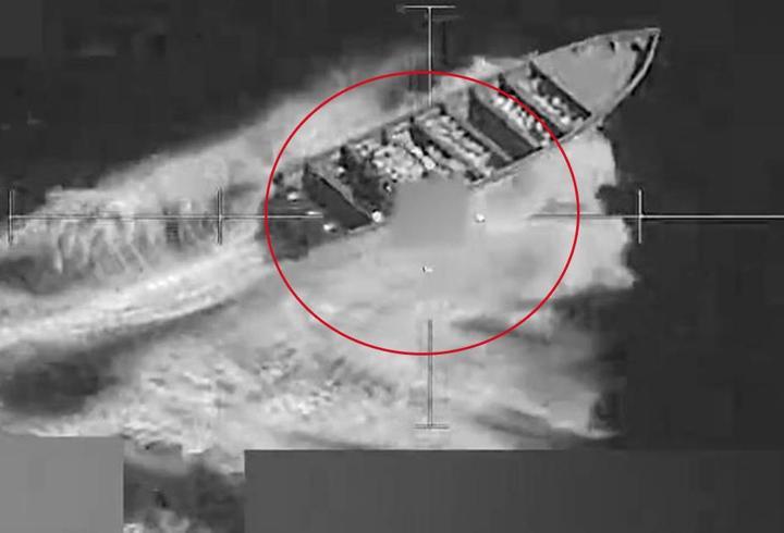 Pasifik'te hareketli saatler: ABD'den teknelere ateş emri! 5 ölü