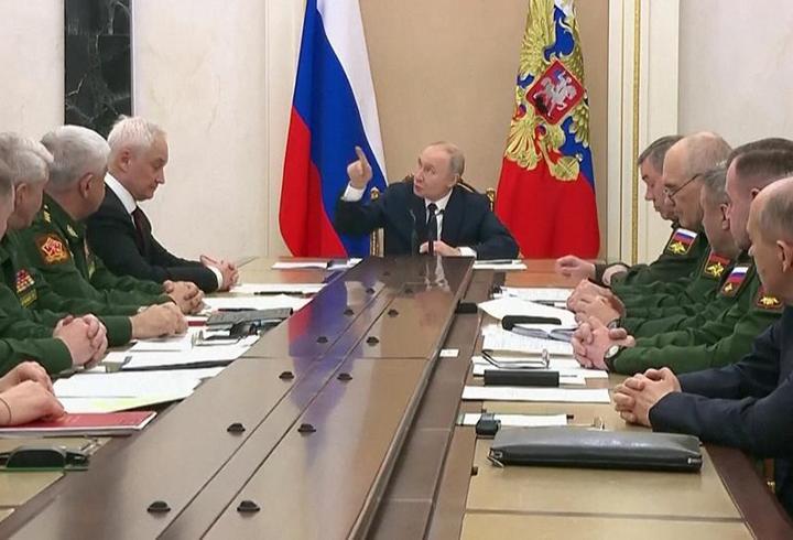 Putin'in konutuna kim saldırdı?