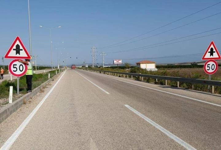 Kara yollarında 58 bin hız levhası kaldırıldı
