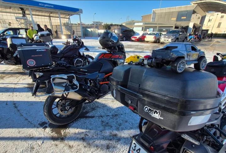 OMM Riders "çocuklar" için taşıyor