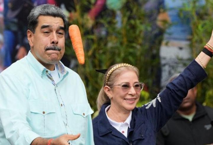 ABD basını flaş detayları açıkladı: Maduro ve eşi yatak odasından sürüklenerek çıkarıldı