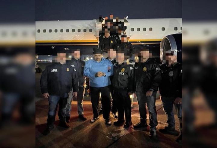 Operasyonla kaçırılan Maduro New York'a götürüldü