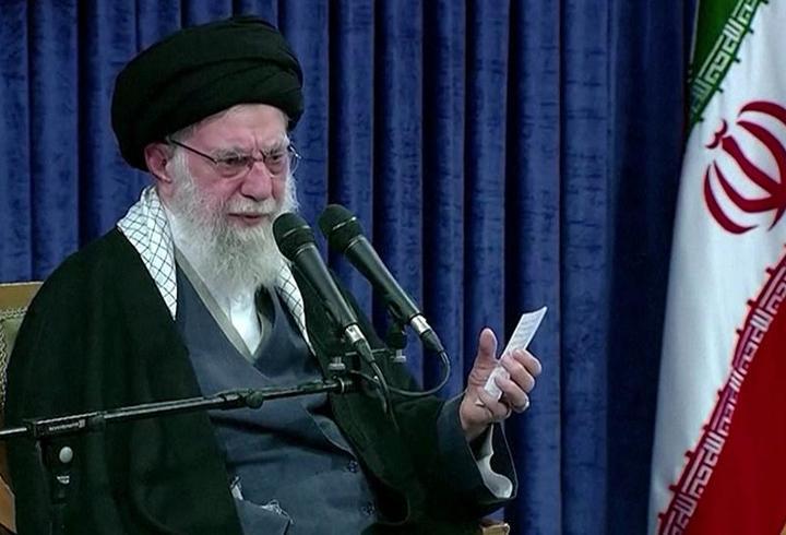 Hamaney sessizliğini bozdu: “Protesto meşru, isyan farklı”