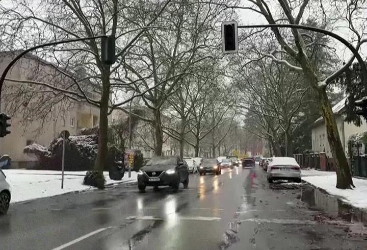 Berlin'de on binlerce ev elektriksiz