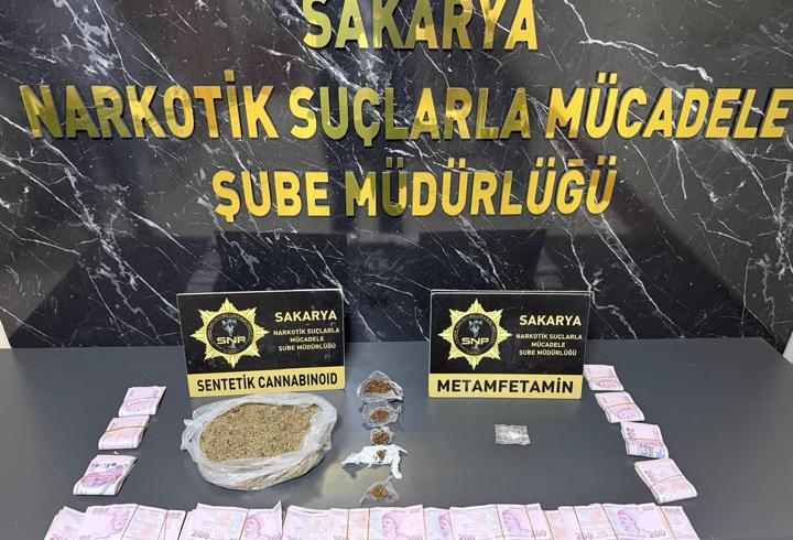 Sakarya'da uyuşturucu operasyonu: 6 gözaltı