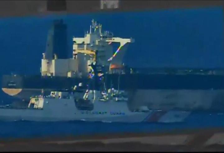 ABD Rusya'ya ait tankere el koydu!