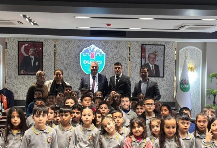 Minik öğrenciler yerel yönetim süreçlerini öğrendi