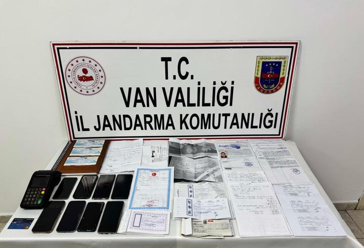 Van’da tefecilik operasyonu: 8 gözaltı