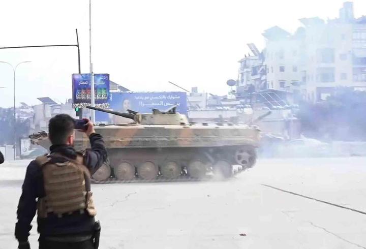 CNN TÜRK çatışmanın sıfır noktasında: Tanklar Halep'e girdi, silahlar susmuyor!
