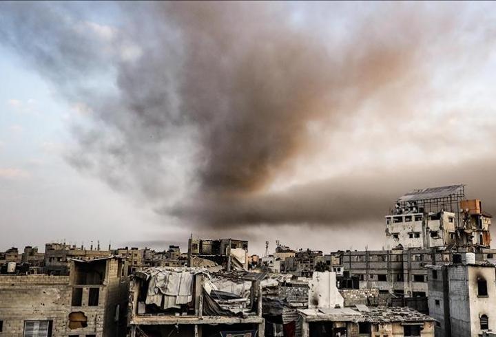 İsrail, Gazze’ye hava ve topçu saldırısı düzenledi