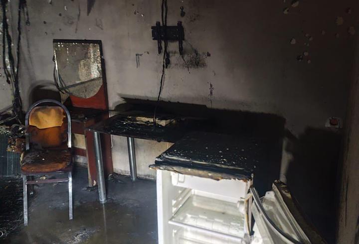 Otelde çıkan yangında 10 kişi dumandan etkilendi