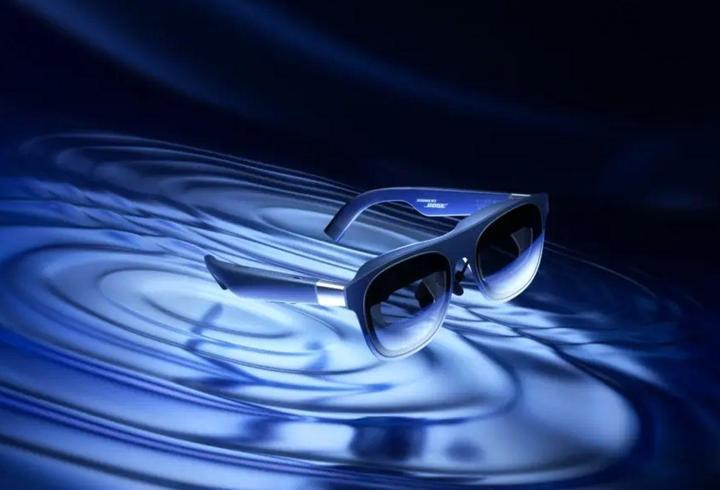MSI, birkaç nesildir ara verdiği en prestijli serisi “Lightning”i, NVIDIA’nın yeni amiral gemisi GPU’su ile yeniden canlandırdı.7